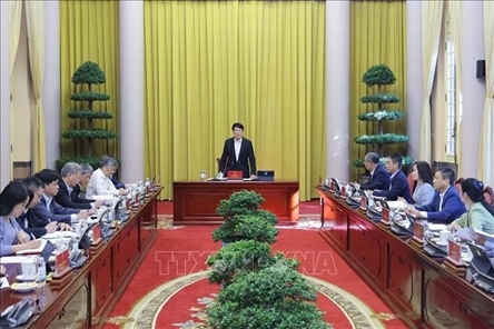 State President chairs briefing with Presidential Office